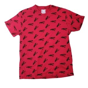 Straight Faded red and black lobster print t-shirt size large